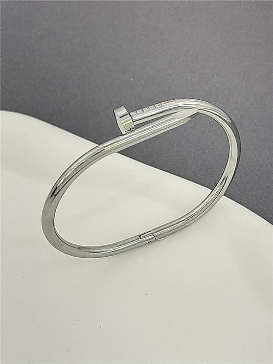 Cartier Çivi