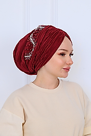 drapeli dolgulu piliseli işlemeli bone