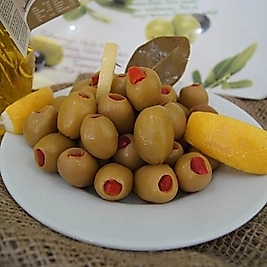 Yeşil Biber Dolgulu Zeytin (900 Gr)