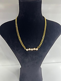 Kalp detay taşlı çelik kolye