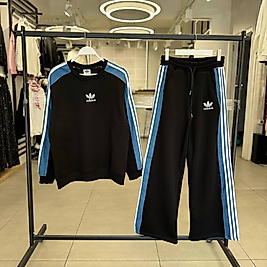 Mavi Şeritli Marka Takım