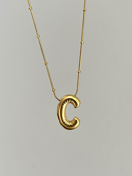 Çelik C Balon Harf Kolye
