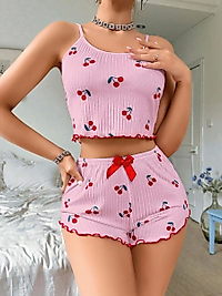 Kadın Pembe Kiraz Desenli Askılı Şortlu Pijama Takım 5044