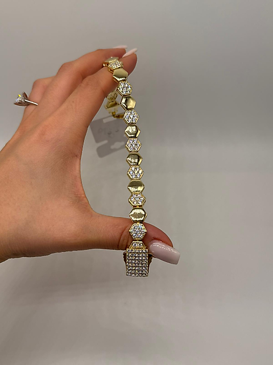 Xuping Zirkon Taşlı Kilit Detaylı Altıgen Gurmet Gold Bileklik