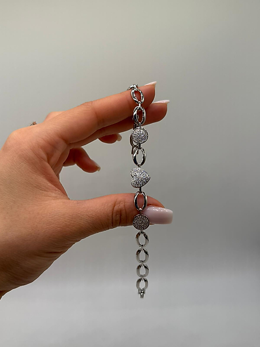 Kalp Detaylı Yuvarlak Zirkon Taşlı Xuping VIP Çelik Gümüş Renk Kadın Bileklik