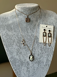 Charmlı Antik Kolye Küpe Seti