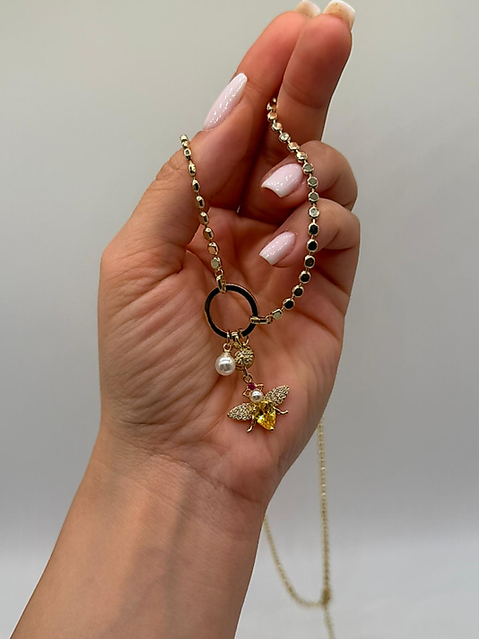 Xuping Gold Renk Arı Figürlü İnci Detaylı Kolye