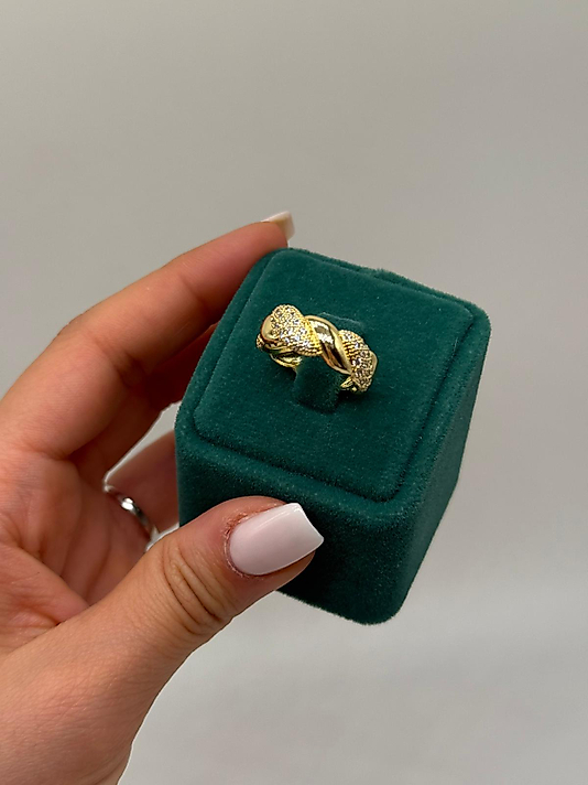 Xuping Zincir Model Zirkon Taşlı Altın Renk Yüzük