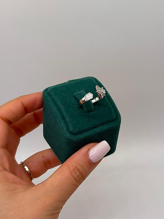 Xuping Taşlı Yıldız Yüzük