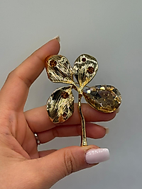 Altın Yaprak Motifli Zirkon Taşlı Broş