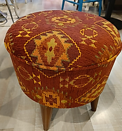 MERCAN MOBİLYA VE AKSESUAR, PUF,RENKLİ ,DEKORATİF,PLASTİK AYAK,43CM/42 CM