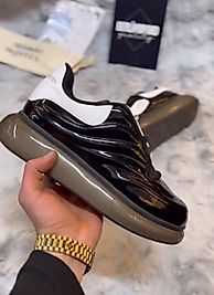 ALEXANDER MCQUEEN