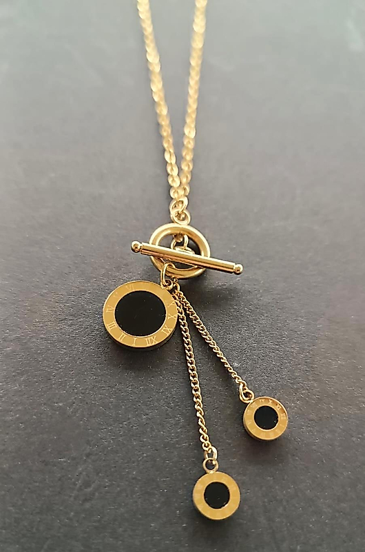 Siyah Charm Kolye