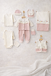 Kız Bebek 10'lu Nakışlı Hastane Çıkış Seti