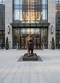 🦁 Fiberglass Aslan Heykeli – Gücün, Prestijin ve Asaletin Simgesi