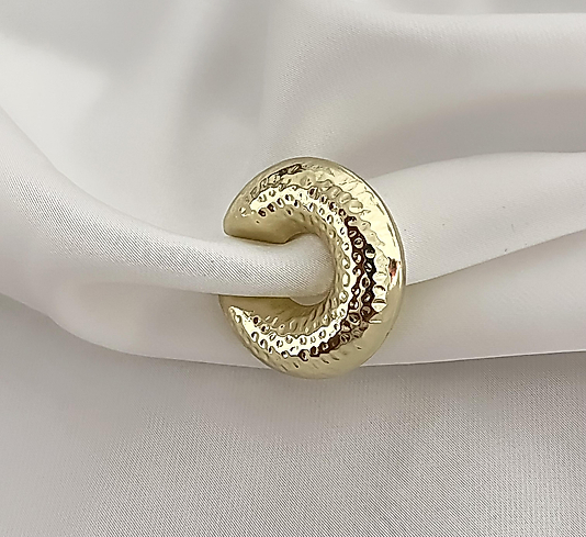 Gold Büyük Boy Noktalı Ear Cuff