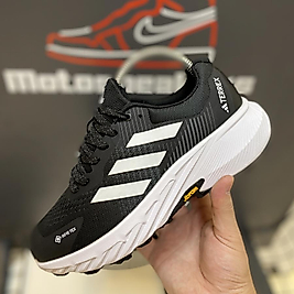 Adidas goretex-terex