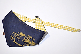 Denim Üzerine Özel Araba Tasarımlı Bağlamalı Kedi ve Köpekler için Bandana