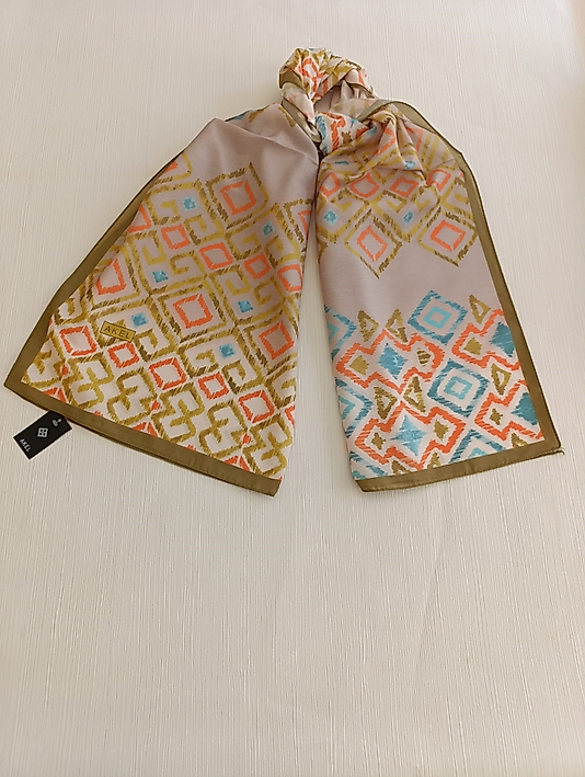 DESENLİ POLYESTER ŞAL kare desen Ebat 75 x185