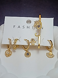 Jade'm Gold Çelik Deniz Atlı Figürlü Küpe Set