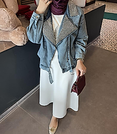 İNCİ DETAYLI DENİM CEKET