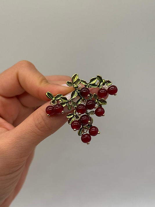 Kokina Figürlü Vintage Stil Broş