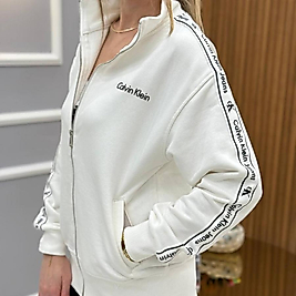 Cnk Kol Detaylı Beyaz Fermuarlı Ceket Sweat Boyu 65 cm
