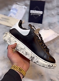 ALEXANDER MCQUEEN