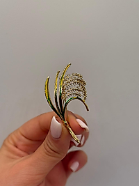 Altın Renk Yeşil Mine Detaylı Yaprak Figürlü Broş