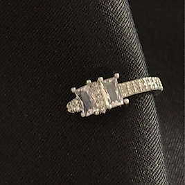 Sıkıştırmalı Taşlı Silver Çelik Piercing