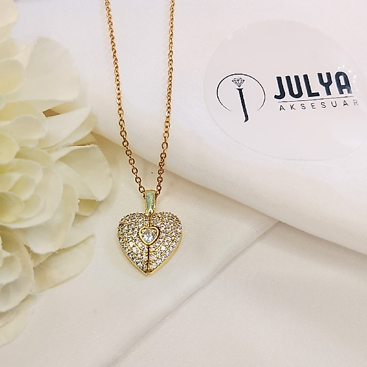 ÇELİK GOLD KARARMAZ PASLANMAZ ZİRKON TAŞLI KALPLİ 45+5 CM KOLYE