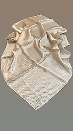 ARMİNE SURA İPEK EŞARP