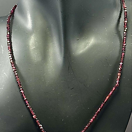 Garnet Taşı Kolye