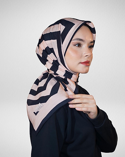 Spring Eşarp Yeni Desen Üçgen Desen