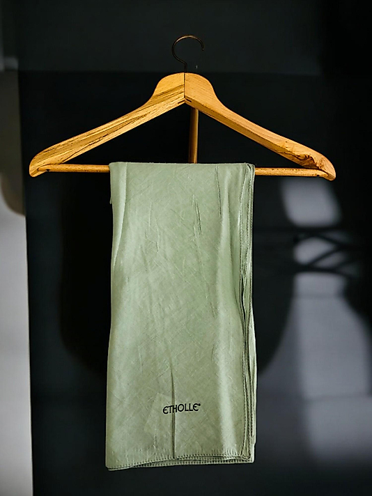 Etholle Valeria Şal