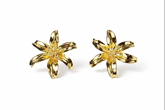 Gold Çiçek Form Taş Detaylı Kadın Küpe