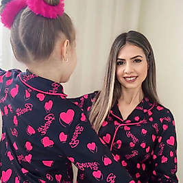 Barbie Kız Çocuk Pijama Takımı