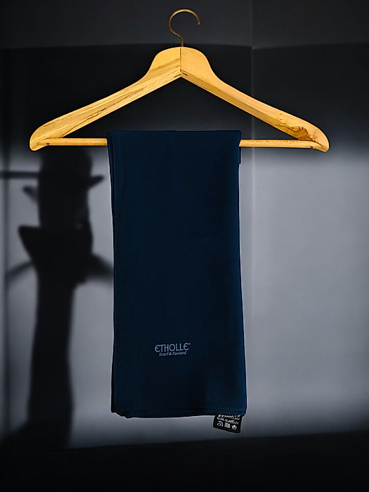 Etholle Valeria Şal