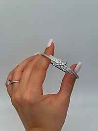 Xuping Yıldız Motifli Çift Sıra Taşlı Kelepçe