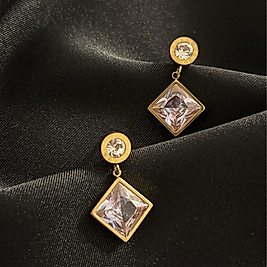Marka Model Taşlı Gold Çelik Küpe