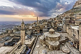 GÜNÜ BİRLİK MARDİN ÇEVRE TURLARI