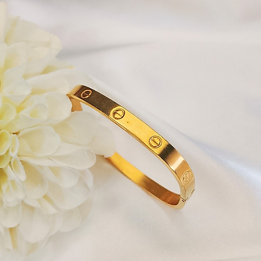 ÇELİK GOLD KARE MARKA KARARMAZ PASLANMAZ 18 CM KELEPÇE
