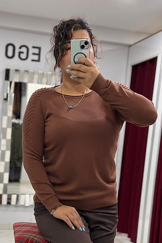 Omuz Detaylı Bisiklet Yaka Triko