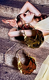 Altın Hilal Özel Tasarım Küpe