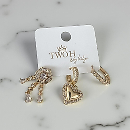 Gold Renk Taş Detaylı Üçlü Küpe