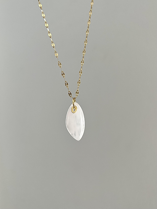 Çelik Beyaz Doğaltaş Kolye