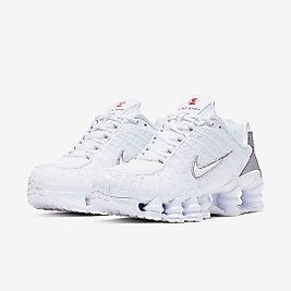 Nike Shox WMNS “White” Silver