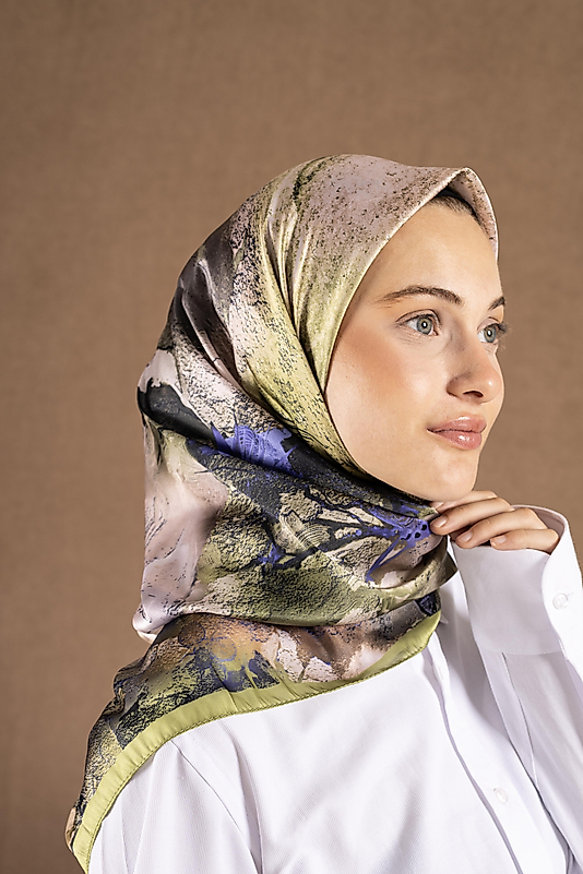 Modern Desenli Dijital Kristal Eşarp