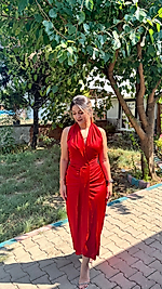 SATEN KIRMIZI MİDİ ELBİSE