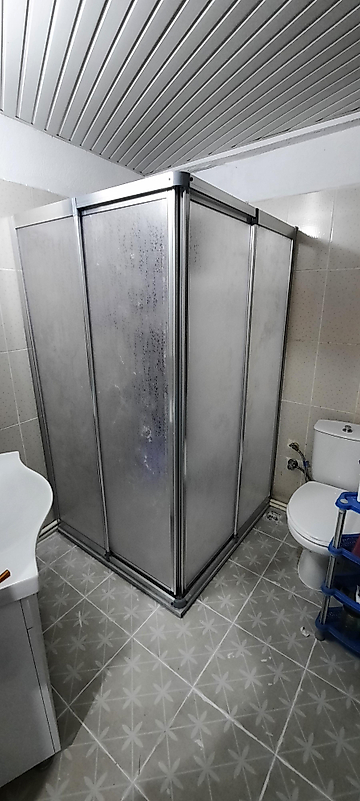 80cm x 110cm Parlak Profil Köşeden Girişli Mika Duşakabin
